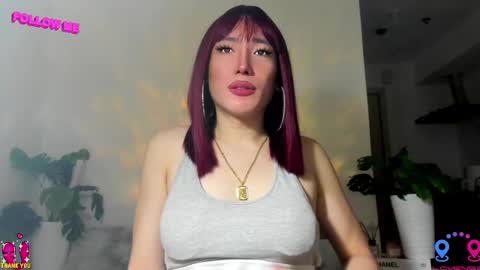 Snapshot of hottycrishinaxx chatting on February 2025 10:15:01 PM crishinahotty online show from February 2025 10:15:01 PM