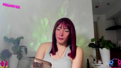 Snapshot of hottycrishinaxx chatting on February 2025 04:43:01 AM crishinahotty online show from February 2025 04:43:01 AM