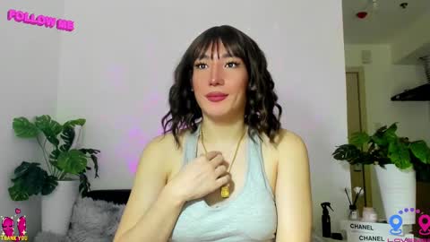 Snapshot of hottycrishinaxx chatting on February 2025 06:07:01 AM crishinahotty online show from February 2025 06:07:01 AM