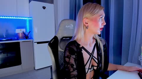 Susan online show from February 2025 10:34:01 PM