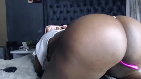 hotypussy95 online show from November 2025 09:36:02 PM