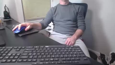 hoverday online show from October 2025 01:39:03 AM