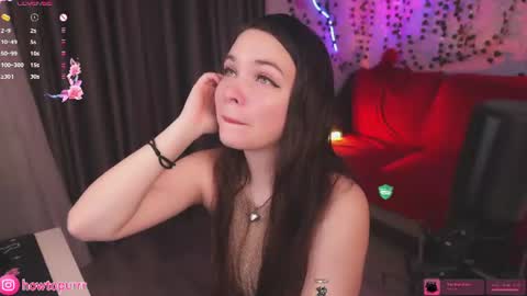 Mia online show from July 2026 05:15:02 PM