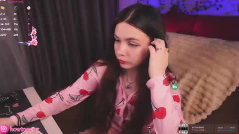 Mia online show from July 2026 05:18:01 PM