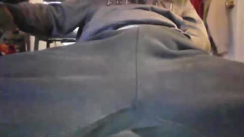 hrnyymff online show from December 2025 01:54:01 AM