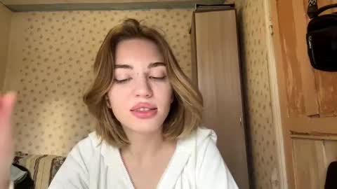 Snapshot of hsiuscherich chatting on November 2025 07:40:01 AM hsiuscherich online show from November 2025 07:40:01 AM