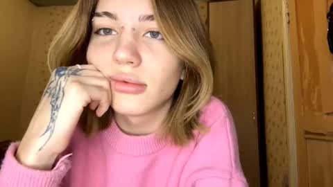 hsiuscherich online show from December 2025 12:36:01 PM