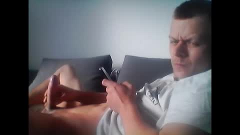 hubikush22 online show from November 2025 01:10:02 PM