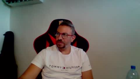 Snapshot of huge__cumshot chatting on July 2026 06:44:02 AM huge__cumshot online show from July 2026 06:44:02 AM