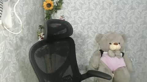 Snapshot of huge_cock2handle_intown chatting on January 2025 02:40:02 AM huge_cock2handle_intown online show from January 2025 02:40:02 AM