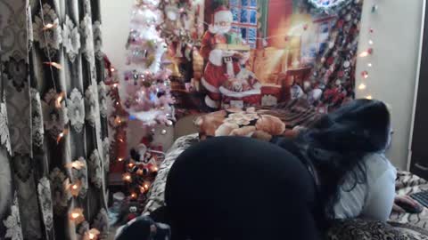 hugeassdevil online show from December 2024 02:39:01 AM