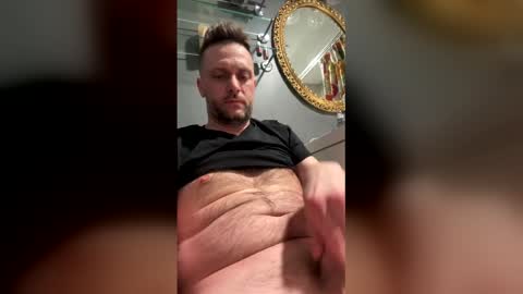 Snapshot of hugecock475 chatting on May 2026 03:01:01 AM hugecock475 online show from May 2026 03:01:01 AM