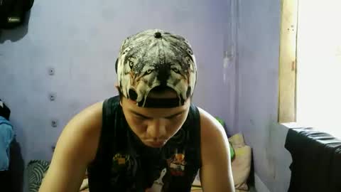 Snapshot of hugecock_polly chatting on February 2026 02:04:01 AM hardfucker online show from February 2026 02:04:01 AM