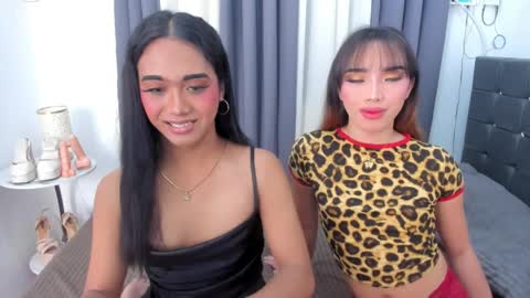 hugecock_pretty123 online show from May 2026 09:32:01 PM