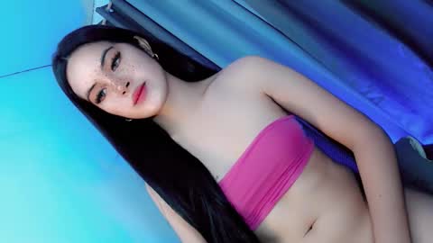 Yhanie online show from April 2026 01:17:02 AM