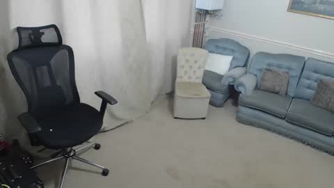 hugedick1965 online show from February 2026 01:10:01 PM