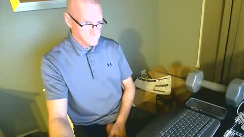 CAROLINA TIM online show from April 2026 04:48:01 AM