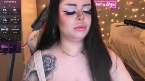 Maddison online show from February 2025 12:39:01 PM