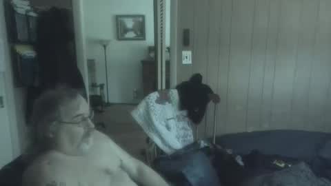 Snapshot of huggybear566 chatting on February 2025 03:08:02 PM lonely huggy bear online show from February 2025 03:08:02 PM