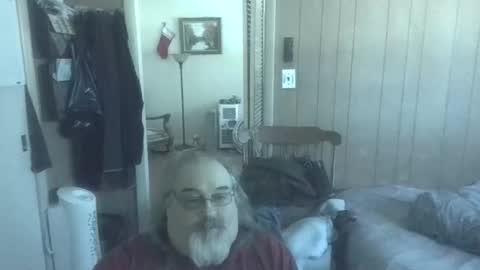 Snapshot of huggybear566 chatting on February 2026 04:27:02 PM lonely huggy bear online show from February 2026 04:27:02 PM