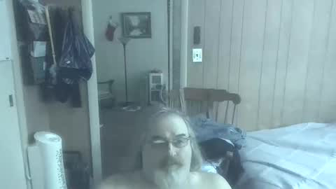 Snapshot of huggybear566 chatting on February 2026 07:12:01 PM lonely huggy bear online show from February 2026 07:12:01 PM