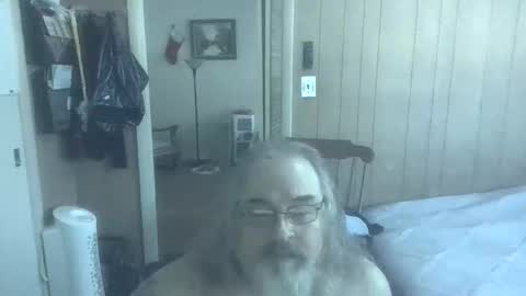 Snapshot of huggybear566 chatting on February 2026 02:39:01 PM lonely huggy bear online show from February 2026 02:39:01 PM