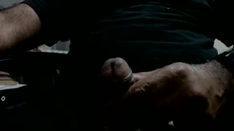 Snapshot of hugo_bulls chatting on February 2025 10:48:02 AM HunkyLover online show from February 2025 10:48:02 AM