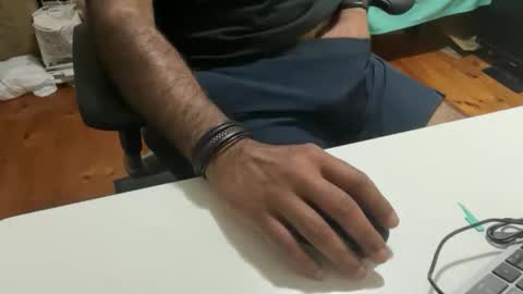 Snapshot of hugo_bulls chatting on January 2026 11:04:01 AM HunkyLover online show from January 2026 11:04:01 AM