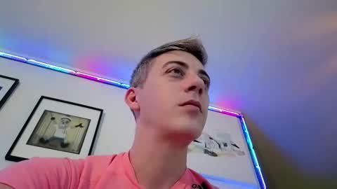 Hugo online show from December 2025 09:46:02 PM