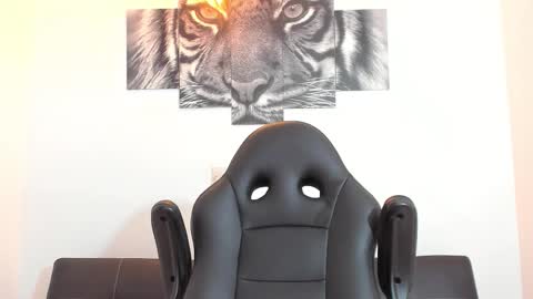 Eli online show from January 2026 12:54:02 PM