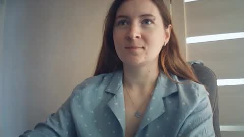 HumpyGrey online show from October 2025 10:11:02 AM