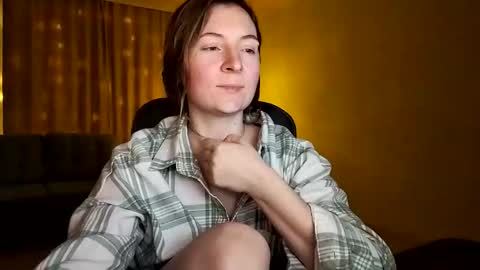 HumpyGrey online show from December 2025 06:26:02 PM