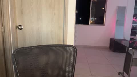 hun_damer online show from October 2025 01:48:02 AM