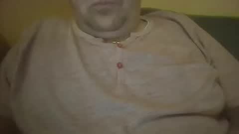 Snapshot of hungarianfatcockdady chatting on May 2026 08:07:01 PM vastagfasz magyar apuci online show from May 2026 08:07:01 PM