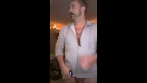 hungitalian40 online show from February 2026 01:36:01 PM