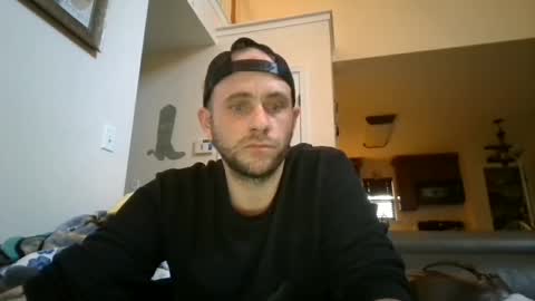 Snapshot of hungoutlaw69420 chatting on February 2026 01:28:02 PM hungoutlaw69420 online show from February 2026 01:28:02 PM