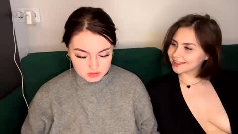 Evelyn  online show from December 2024 10:37:01 PM