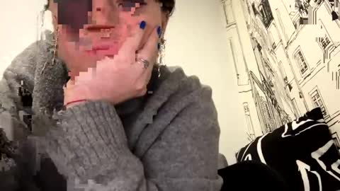 Evelyn  online show from January 2025 09:09:02 PM