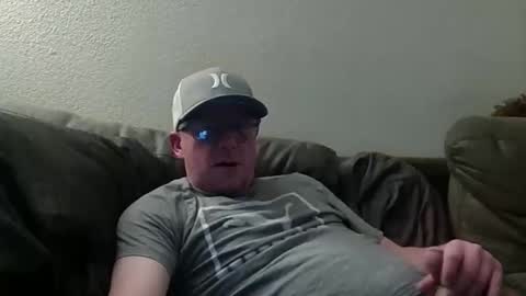 Snapshot of hungsingledad79 chatting on March 2026 08:06:01 AM HuingsingleDad79 online show from March 2026 08:06:01 AM