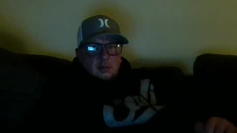 Snapshot of hungsingledad79 chatting on March 2026 07:03:02 AM HuingsingleDad79 online show from March 2026 07:03:02 AM