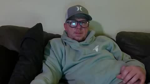 Snapshot of hungsingledad79 chatting on March 2026 09:10:02 AM HuingsingleDad79 online show from March 2026 09:10:02 AM