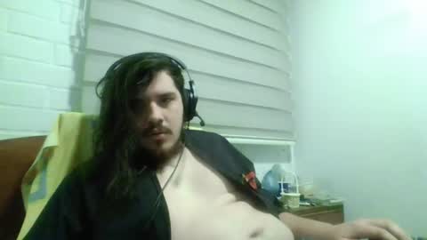 Snapshot of hungweeb chatting on April 2026 02:10:01 AM Rod online show from April 2026 02:10:01 AM