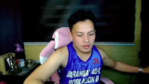 Snapshot of hunk_danny chatting on July 2026 10:17:02 AM hunk_danny online show from July 2026 10:17:02 AM