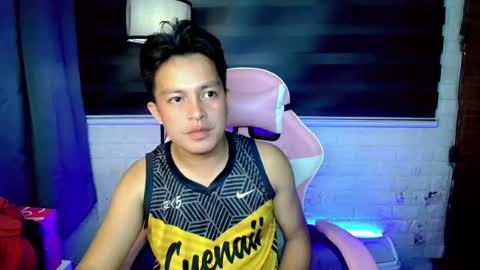 Snapshot of hunk_danny chatting on July 2026 06:20:01 PM hunk_danny online show from July 2026 06:20:01 PM