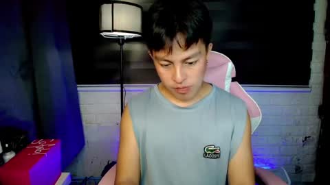 Snapshot of hunk_danny chatting on August 2026 04:39:02 PM hunk_danny online show from August 2026 04:39:02 PM