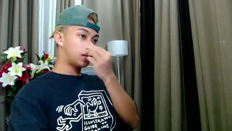 Snapshot of hunk_edward chatting on June 2026 07:46:02 AM hunk_edward online show from June 2026 07:46:02 AM