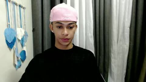 Snapshot of hunk_edward chatting on June 2026 04:34:02 PM hunk_edward online show from June 2026 04:34:02 PM