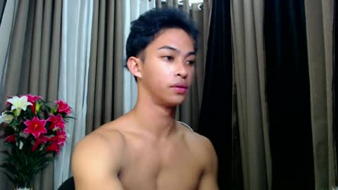 Snapshot of hunk_edward chatting on July 2026 08:08:01 AM hunk_edward online show from July 2026 08:08:01 AM