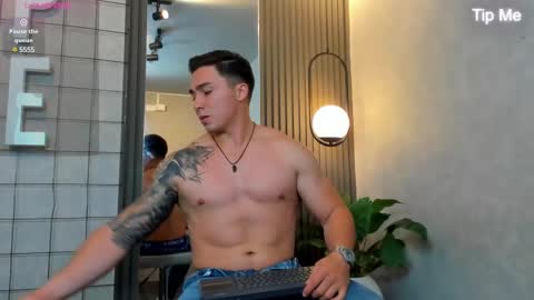 hunk_ryan online show from February 2025 05:07:01 PM
