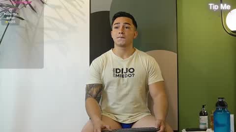 hunk_ryan online show from February 2025 09:22:02 AM